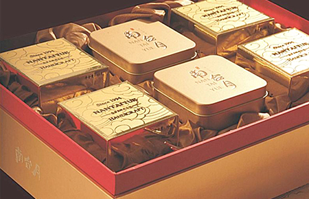 成都蓉城南臺(tái)月 成都蓉城南臺(tái)月